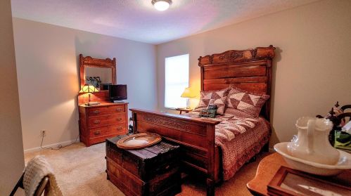 3500 Oakmont Ct, Springfield OH  45502-7207 exterior