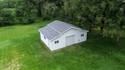 12476 Nichols Spring Dr, Cummingsville MN  55923-4205 exterior