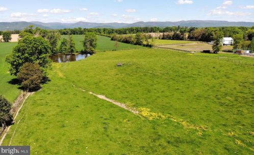 465 Readus Rd, Edinburg VA  22824-2917 exterior