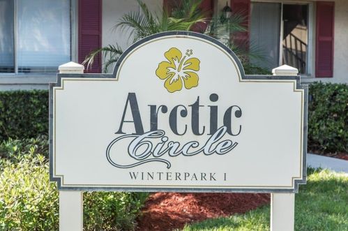 3626 Arctic Cir, Naples, FL 34112-5045
