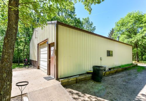 5860 Sweet Rd, Brainerd, MN 56401-2682