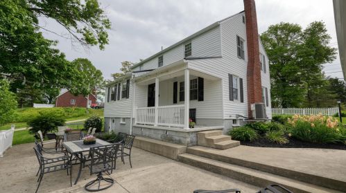 249 Pleasant Grove Rd, Zanesville, OH 43701-3932
