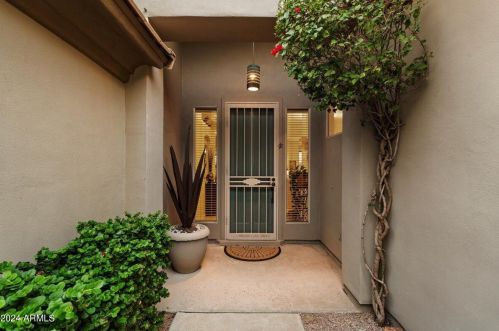 10460 Acacia Dr, Scottsdale, AZ 85255-2464