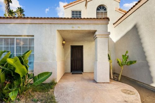 28040 Magic Mountain Ln, Santa Clarita, CA 91387-3535
