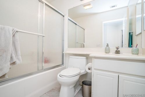 29487 Georgetown Ln, Temecula CA  92591-2803 exterior