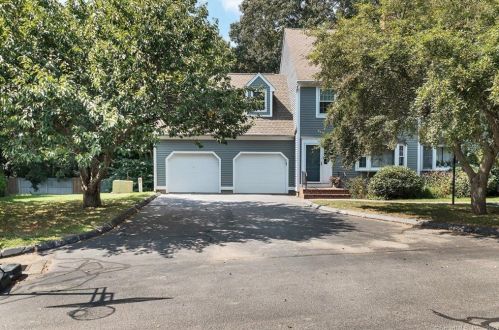 611 Ocean Ave, United States Coast Guard Ac, CT 06320-4422