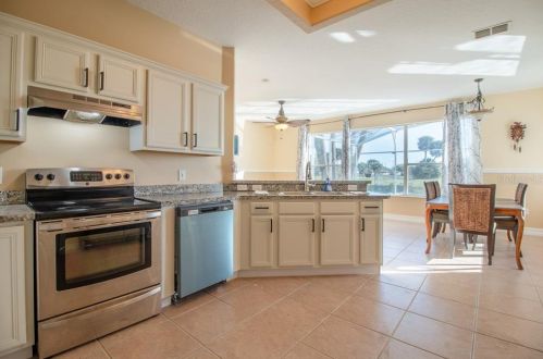 1705 Golfview Dr, Kissimmee FL 34746-3840 exterior