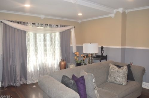 65 Manhattan Ave, Avenel NJ  07001-1737 exterior