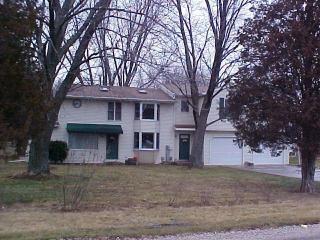 5808 Valley Dr, Panarama Park, IA 52722-5758