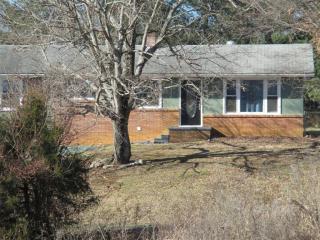 622 Free Hill Rd, Johnson City, TN 37615-2533