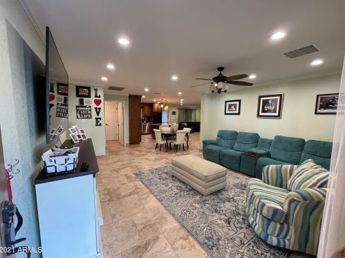 760 Meadows Dr, Chandler AZ 85224-8662 exterior