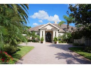 5204 Old Gallows Way, Naples, FL 34105-5657