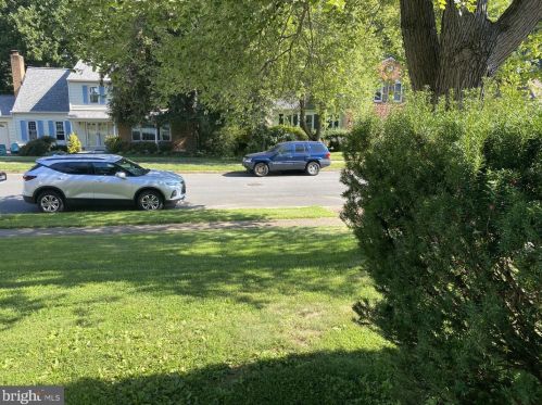 7907 Laural Valley Way, Springfield VA  22153-2306 exterior