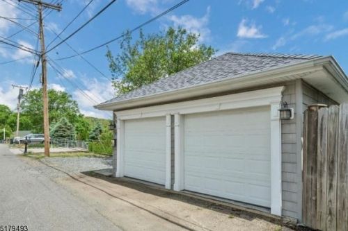 91 Bertrand Rd, Mount Arlington NJ  07856-1405 exterior