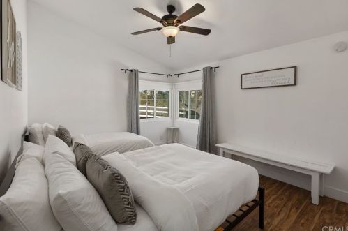 39970 Calle Bellagio, Temecula CA  92592-8620 exterior