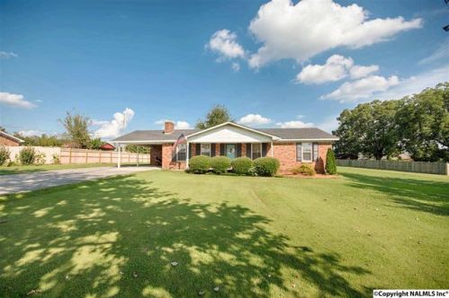 18408 Limestone Rd, Athens, AL 35613-5553