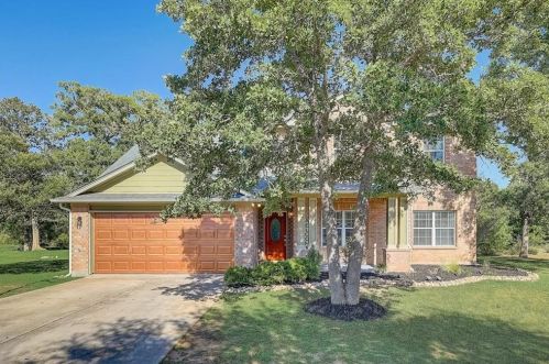 145 Murchison Dr, Lost Pines, TX 78612-3567