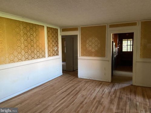 305 Earl St, Lees Cross Roads PA  17257-1204 exterior