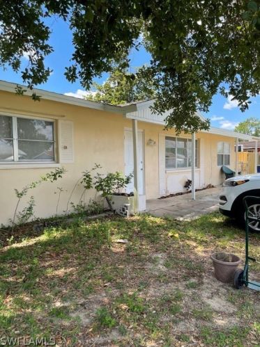 800 Alcala Ave, Lehigh Acres, FL 33936-6849