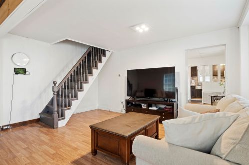 4 Hill St, Salem NH  03079-2538 exterior