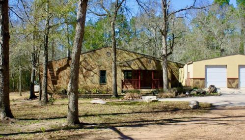 11877 Oak Leaf Rd, Conroe TX  77303-5255 exterior