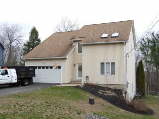 42 Caleb Dr, Danville, NH 03819-3016