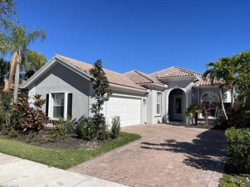 28725 Wahoo Dr, Bonita Springs, FL 34135-5324