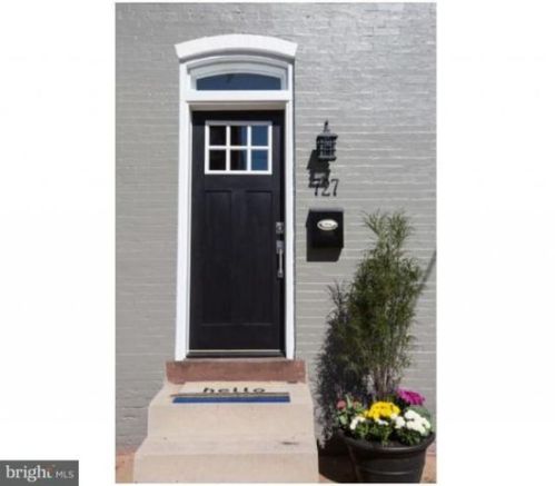 727 Chestnut St, Lancaster PA  17602-3128 exterior
