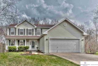 2925 Blackhawk Dr, Bellevue, NE 68123-3709