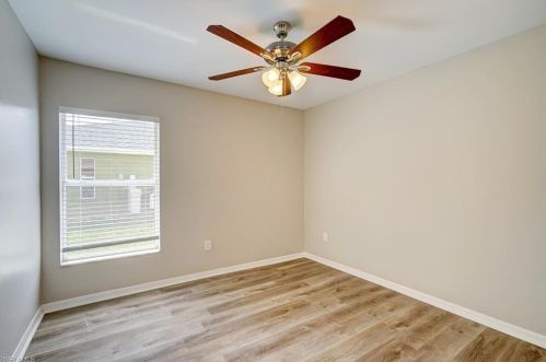 305 25th Ave, Cape Coral FL  33993-7577 exterior