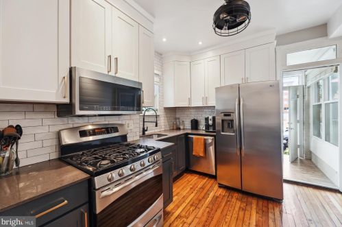 608 Columbia Rd, Washington DC 20001-2905 exterior