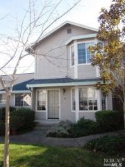 68 Valley Club Cir, Fairfield CA  94558-2058 exterior