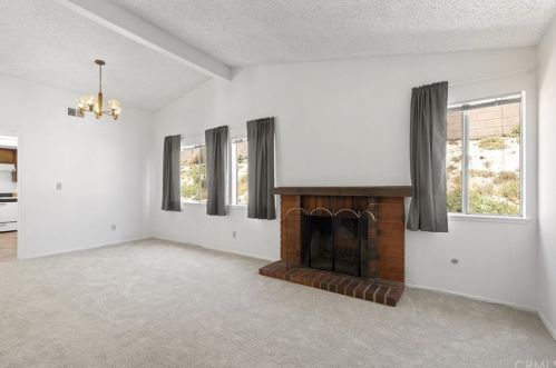28535 Winterdale Dr, Santa Clarita CA  91387-3136 exterior