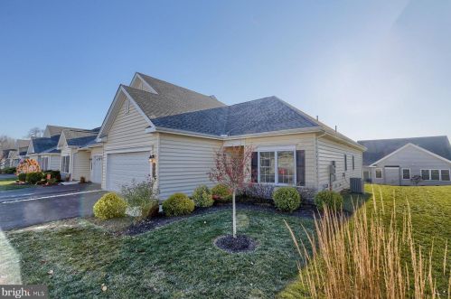 317 Valor Dr, Navy Sup Dpt PA  17050 exterior