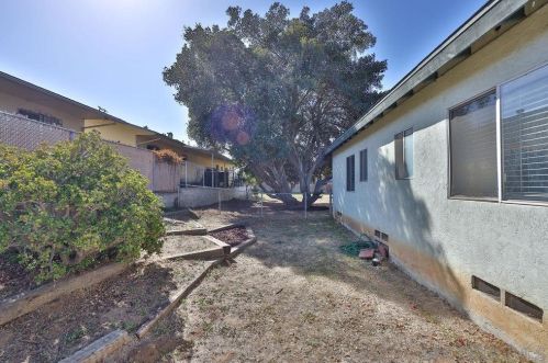 981 Lincoln Ave, El Cajon CA  92020-6426 exterior