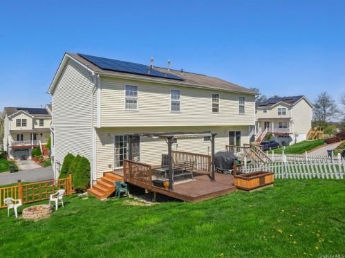 174 Darin Rd, Warwick NY  10990-4023 exterior