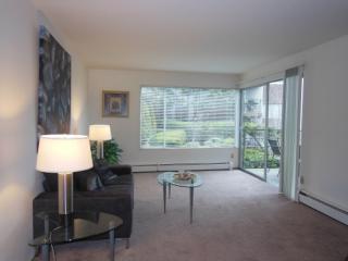 800 1st Ave, Seattle WA  98134-1202 exterior