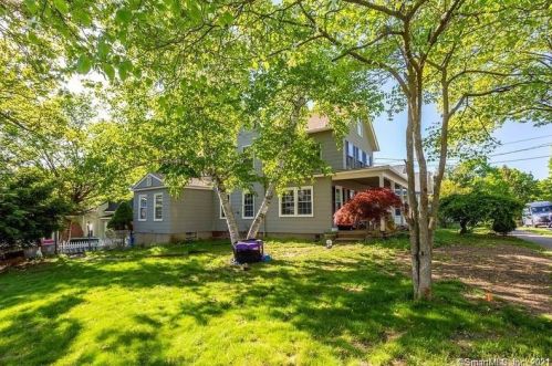 45 Walnut St, Bristol CT  06010-4332 exterior