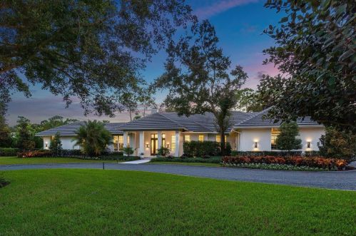 7 Country Rd, Boynton Beach FL  33436-5609 exterior