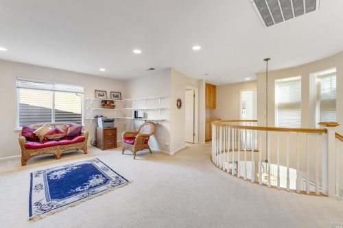 1409 Birdie Dr, Windsor CA  95492-8717 exterior