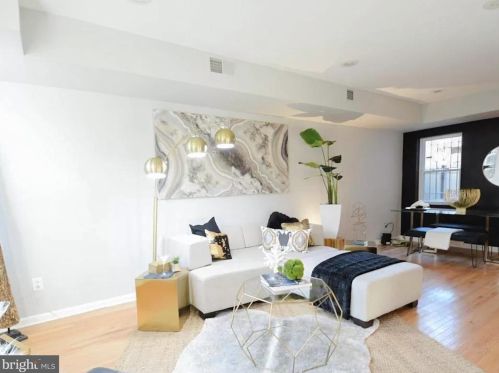 624 14th Pl, Washington, DC 20002-5416