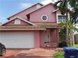 18911 78th Ave, Hialeah, FL 33015-5264