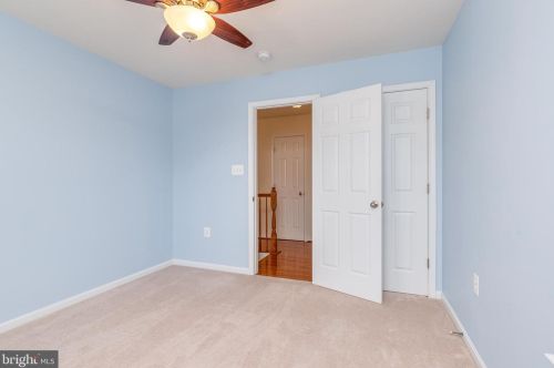 179 Colonial Dr, Charles Town WV  25414-4498 exterior