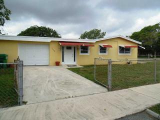 1200 211th St, Miami, FL 33179-1329