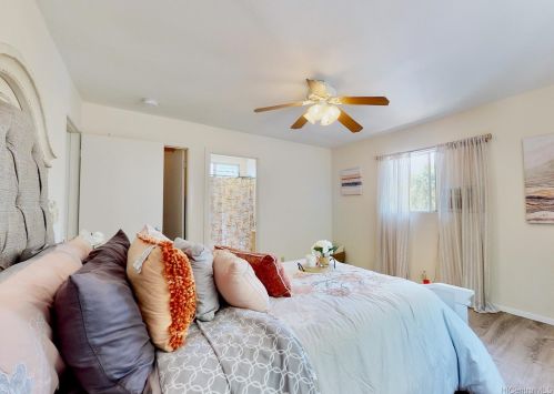 2570 Akepa St, Pearl City HI  96782-1072 exterior