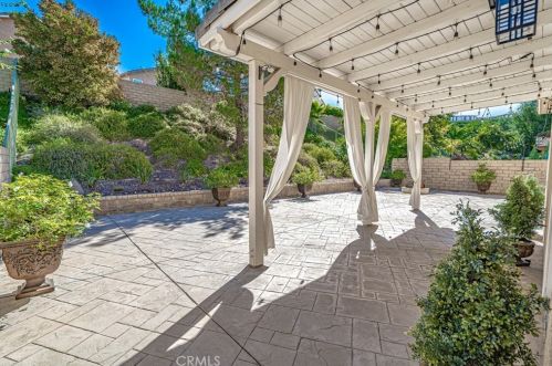 28342 Lorita Ln, Santa Clarita CA  91350-3211 exterior