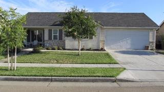 5848 Kaviland Ave, Fresno, CA 93727-9002