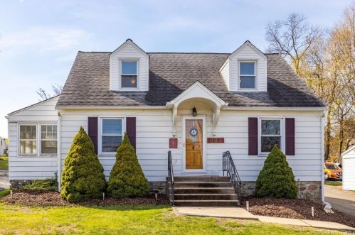 283 Divinity St, Bristol, CT 06010-6016