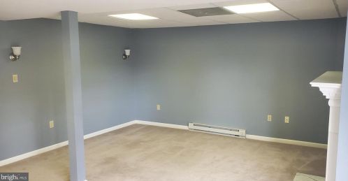 4062 Darius Dr, West Enola PA  17025-1475 exterior