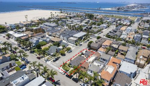 201 4th St, Seal Beach, CA 90740-6035